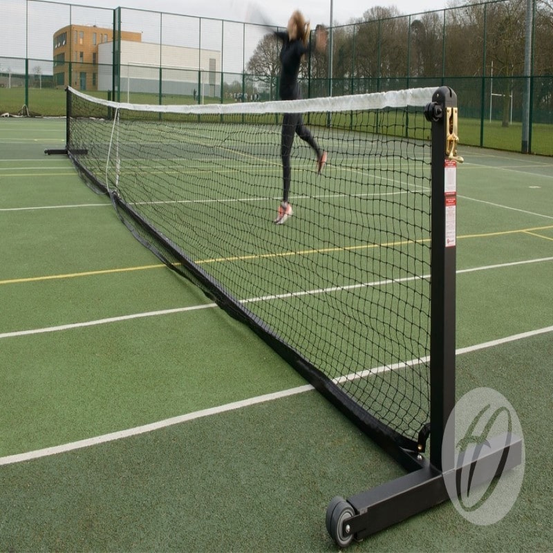 playing-with-easy-wheel-tennis-posts